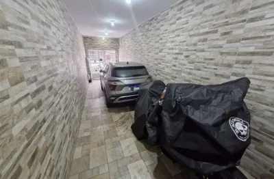 Casa com 2 quartos à venda na Rua Santa Edith, 426, Jardim Helena, São Paulo