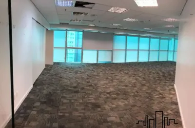 Conjunto comercial de alto padrão em condomínio na vila guarani - sp: 4 banheiros, 6 vagas, 900m2. clique e alugue já!