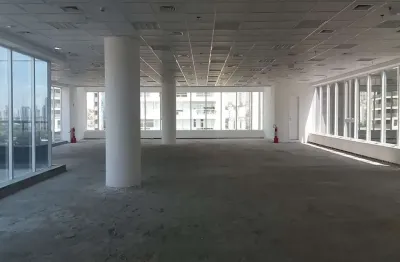 Excelente conjunto comercial de 1.037m² para locação em edifício a!!