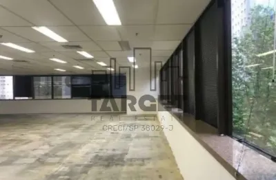 Alugue conjunto comercial na berrini: 885m² e 16 vagas em são paulo