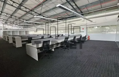 Conjunto comercial mobiliado na barra funda para alugar com 2.280m²