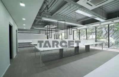 Escritório semi-mobiliado de 4.040,00 m² na faria lima em edifício aaa