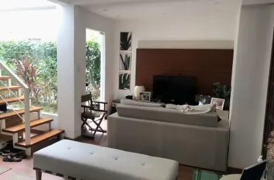 Casa em condomínio fechado à venda no Fazenda Inglesa, Petrópolis 