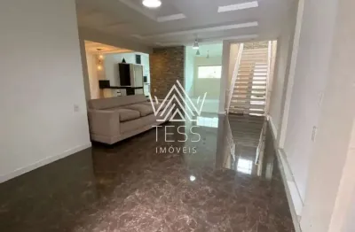 Casa em condomínio fechado com 3 quartos para alugar na rua ângelo bresegnello, 422, bairro alto, curitiba por r$ 6.990