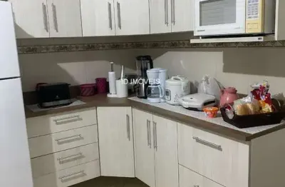 Casa com 3 quartos à venda na rua josé luiz regal, 90, jardim altos do itavuvu, sorocaba, 205 m2 por r$ 450.000