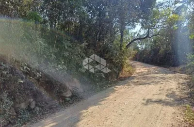 Terreno à venda na De Santo Antonio, 1, Canjica (Terra Preta), Mairiporã