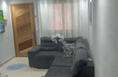 Casa em condomínio com 2 dormitórios e vaga coberta em santo andré!