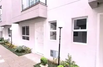 Sobrado em condomínio fechado no centro de diadema, 02 quartos, 01 suíte, 01 vaga