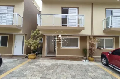 Bela casa com 3 dormitórios sendo uma suite na melhor localização da granja viana por apenas 800 mil