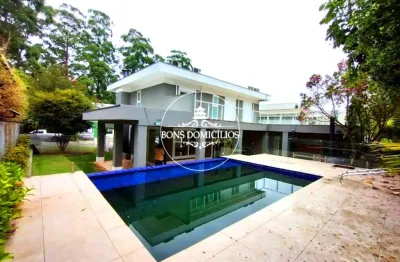 Casa no coração da granja viana à 900 metros do shopping 4 dorms/2suites/4 vagas piscina privativa, cond. com portaria blindada