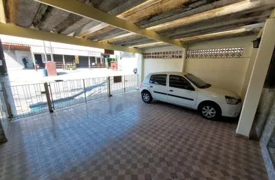 Casa térrea para uso residencial ou comercial com 2 vagas cobertas na melhor região de cotia
