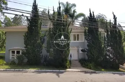 Belíssima casa com 4 suítes e piscina no são paulo 2, o condomínio mais desejado de cotia e granja viana.