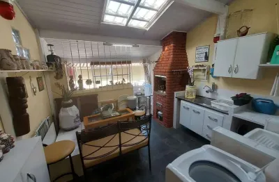 Casa 2 suites na granja viana com 3°opcional á 5 min. do the square/padaria deola