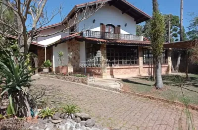 Casa com 4 dormitórios em terreno de 1.000 m na melhor região de cotia.  ao lado da granja viana.