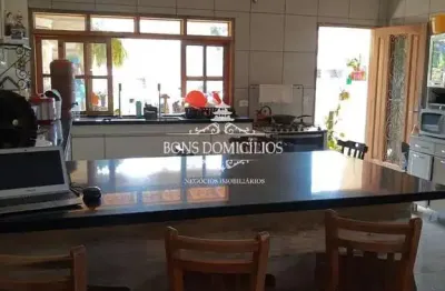 Casa à venda na granja viana, 3 quartos, 1 suíte, 2 vagas, 145,00 m² a 15 minutos do rodoanel