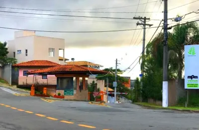 Terreno 645m2 (declive) em condomínio dentro do bolsão do fazendinha