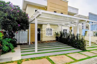 Beleza espaço e conforto - casa moderna com quintal generoso na granja viana