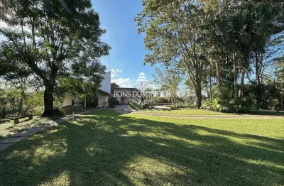 Casa em condomínio fechado com 3 quartos à venda na chácara dos junqueiras, carapicuíba  por r$ 2.700.000