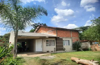 Casa com 6 quartos à venda na rua expedicionário josé de lima, 676, rio bonito, irati, 240 m2 por r$ 360.000