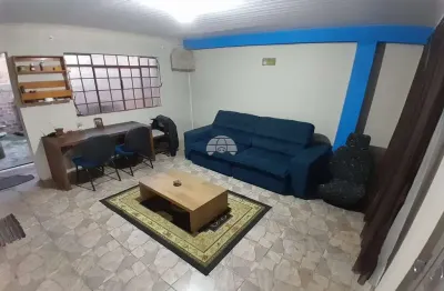 Casa com 2 quartos à venda na rua oscar leandro, 81, alto da lagoa, irati, 60 m2 por r$ 130.000