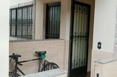 Colubande proximo a upa apto tipo casa  em condominio 02 quartos