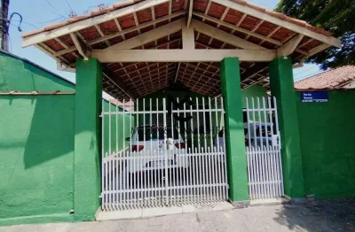Casa com 3 quartos à venda na Rua das Bruneras, Parque das Flores, Taubaté