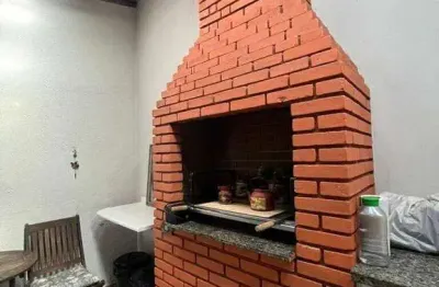 Casa com 3 quartos à venda na Rua das Bruneiras, Chácara do Visconde, Taubaté