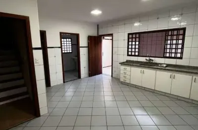 Casa com 3 quartos à venda na Vila São Geraldo, Taubaté 