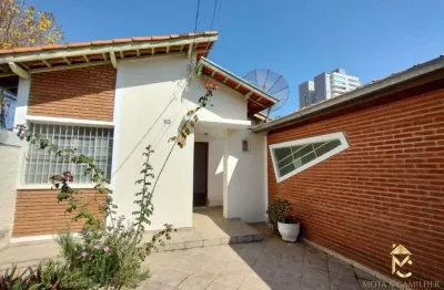 Casa com 3 quartos à venda na Vila Jaboticabeira, Taubaté 