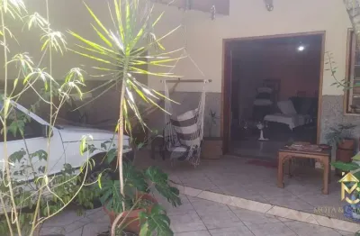 Casa com 4 quartos para alugar na Rua Coronel João Affonso, 481, Centro, Taubaté