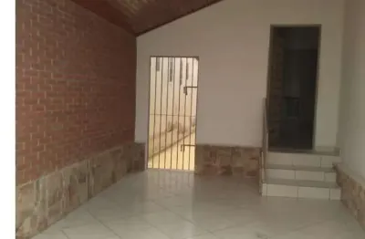 Casa com 2 quartos à venda na Vila Jaboticabeira, Taubaté 