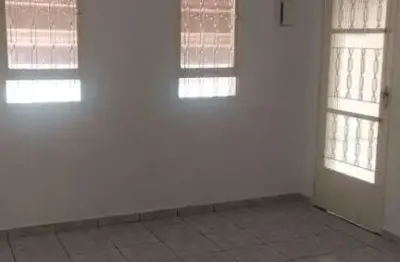 Casa com 2 quartos à venda na Avenida Frade Marcílio Siqueira, 1402, Jardim Sandra Maria, Taubaté