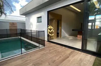 Vende-se linda casa térrea com piscina em condomínio fechado