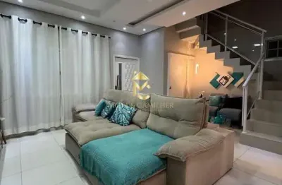 Casa com piscina e varanda gourmet à venda em condomínio em taubaté