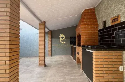 Linda casa térrea com 3 dormitórios e linda área gourmet.