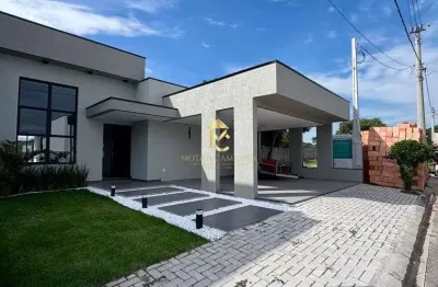 Casa térrea em condomínio com 3 dormitórios e 1 suíte
