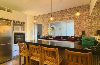 Casa com 3 quartos à venda na Av. Dep. Tarcílio Bernardo, 492 - Barreiro, Taubaté - Sp, 12093-686, 492, Barreiro, Taubaté