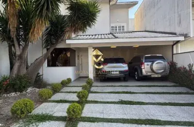 Casa com 4 suítes e piscina no condomínio fortaleza