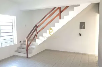 Casa com 3 quartos para alugar na Vila Jaboticabeira, Taubaté 