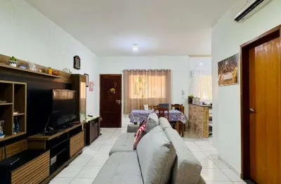 Casa em condomínio fechado com 2 quartos à venda no Monte Belo, Taubaté 