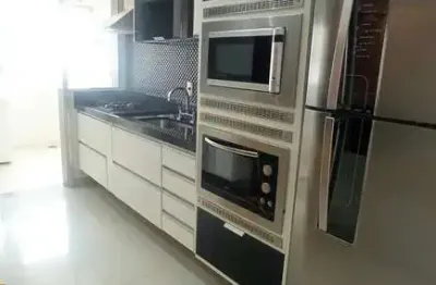 Apartamento com 3 quartos para alugar na Rua Quinze de Novembro, Centro, Taubaté