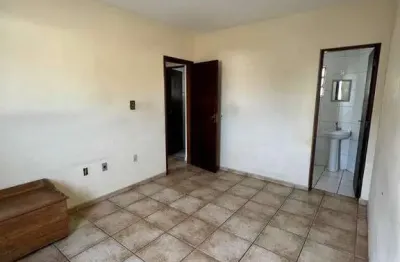Apartamento com sacada para locação condomínio versalhes bairro vila das graças