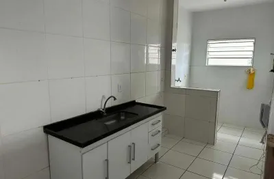 Apartamento com 2 quartos para alugar na Avenida Doutor Pereira Barbosa, Areao, Taubaté