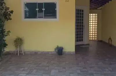 Casa com 2 quartos para alugar na Estrada do Barreiro, Cidade Jardim, Taubaté