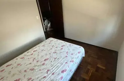Casa com 4 quartos para alugar na Rua Marquês do Herval, Centro, Taubaté