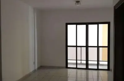 Apartamento com 2 quartos para alugar na Rua Marquês do Herval, Centro, Taubaté