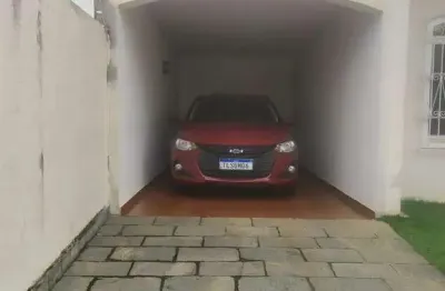 Casa com 3 quartos para alugar na Rua Professor Cesídio Ambrogi, Independência, Taubaté