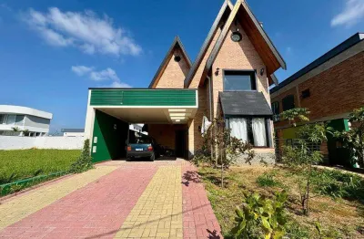 Imóvel de alto padrão disponível para locação em condomínio fechado.