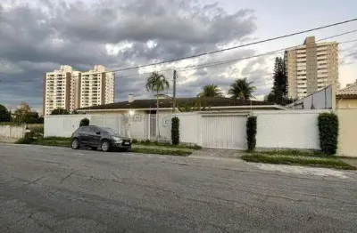 Casa para venda e locação em um dos melhores bairro de taubaté.