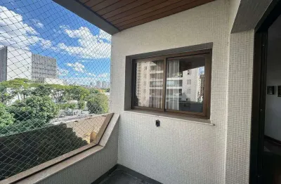 Apartamento com 3 quartos para alugar na Avenida Tiradentes, Centro, Taubaté